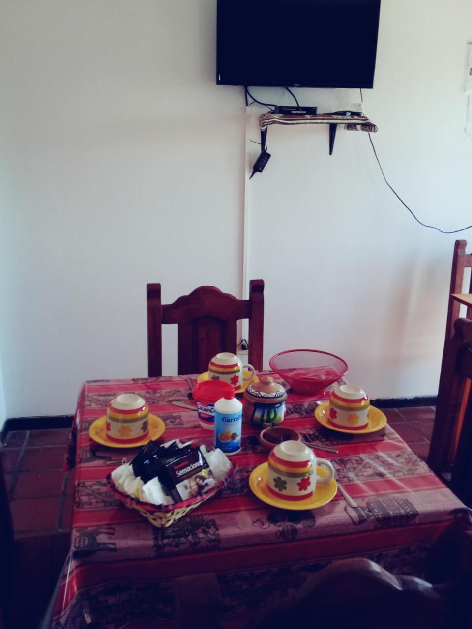 Hostal La Posada De Gervasio Сальта Экстерьер фото